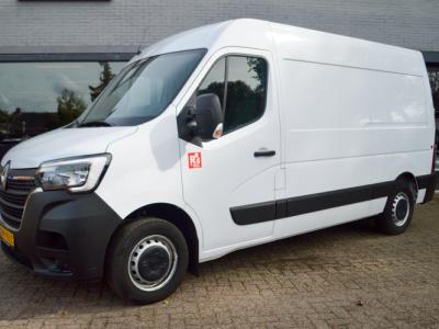 Financial Leas Renault Master T35 2.3 dCi 135 L2H2 RED HAAK