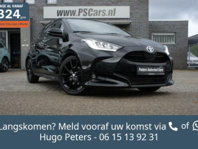 Financial Leas Toyota Yaris 1.5 Hybrid Black Sport Camera