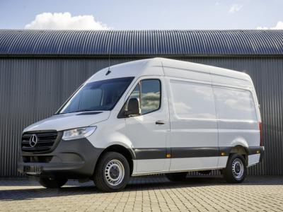 Financial Leas Mercedes-Benz Sprinter 317 CDI L2H2