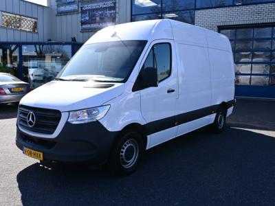 Financial Leas Mercedes-Benz Sprinter 317 CDI L2H2