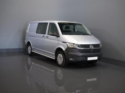 Financial Leas Volkswagen Transporter T6.1 2.0 TDI 150 pk L2 DC Dubbel Cabine 4Motion