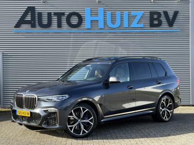 Financial Leas BMW X7 M50i High Executive M Sport Executive Drive Pro 7-Zits Skylounge Laser Licht 22 Inch Stoelventilatie stuurverwarming Harman-Kard
