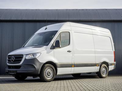 Financial Leas Mercedes-Benz Sprinter 317 CDI L2H2