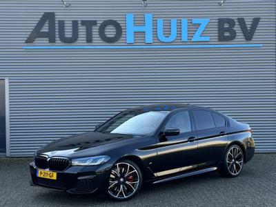 Financial Leas BMW 5 Serie 540i High Executive M Sport Laser Licht DAB Keyles Entry Schuif-