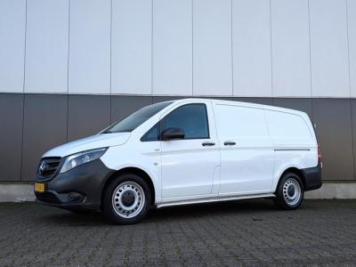 Financial Lease Mercedes-Benz Vito 114 140PK AUTOMAAT CLIMA CRUISE NAVIGATIE 2500KG TREKHAAK ACHTERUITRIJCAMERA