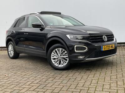 Financial Lease Volkswagen T-Roc 1.5 TSI Style Automaat Pano.dak Adap.Cruise Trekhaak Digitaal Vol Opties!