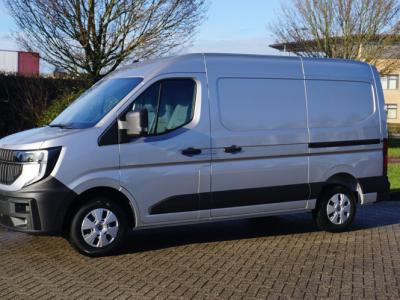 Financial Leas Renault Master T35 170PK Extra L2H2 BPM VRIJ!!