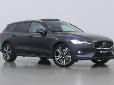 Financial Leas Volvo V60 Cross Country B5 AWD Plus Bright