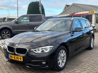 Financial Lease BMW 3 Serie 318i Touring Automaat Zwart 2017 Xenon NL Auto