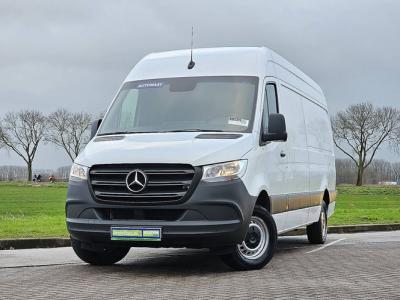 Financial Leas Mercedes-Benz Sprinter 317