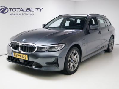 Financial Leas BMW 3 Serie Touring 330e Business Sportline 292 PK