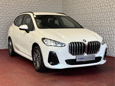 Financial Leas BMW 2 Serie Active Tourer 225E XDRIVE 245PK M SPORT LED ELEK.KLEP CAMERA STOEL