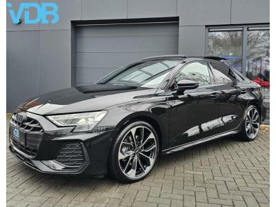 Financial Leas Audi A3 Limousine 35 TFSI S-Line FACELIFT RS STOELEN BOMVOL!