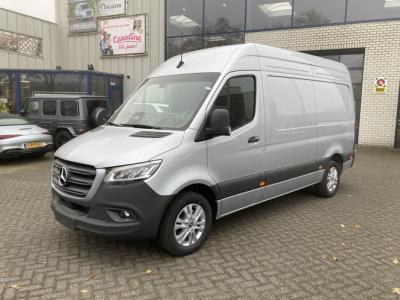 Financial Leas Mercedes-Benz Sprinter 317 CDI L2H2 PRO