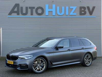 Financial Leas BMW 5 Serie Touring 530i High Executive M Sport Trekhaak DAB Harman Kardon Keyless Entry Achteruitrijcamera 360 graden camera Adaptieve Crui