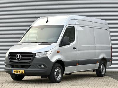 Financial Leas Mercedes-Benz Sprinter 317 CDI L2H2 RWD
