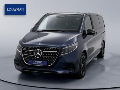 Financial Leas Mercedes-Benz V-Klasse 300d Lang AMG Avantgarde Airmatic Dubbele Cabine Sodalietblauw Burmester Elektrische Schuifdeuren Leder