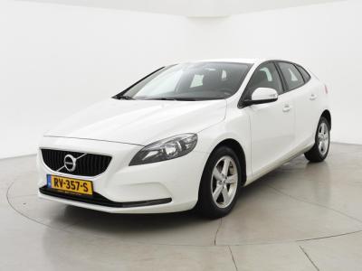 Financial Leas Volvo V40 2.0 D2 120 PK EURO 6 + NAVIGATIE