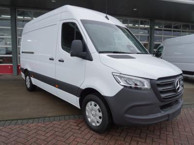 Financial Leas Mercedes-Benz Sprinter 317 CDI 170PK L2H2 Pro automaat Schuifdeur links en Rechts
