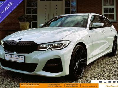 Financial Leas BMW 3 Serie Touring 330e High Executive