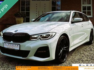 Financial Leas BMW 3 Serie Touring 330e High Executive