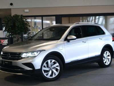 Financial Leas Volkswagen Tiguan 1.4 TSI eHybrid 245 PK Trekhaak Leder Virtual Keyless Cam Pdc