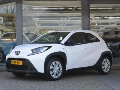 Financial Leas Toyota Aygo X 1.0 VVT-i 72pk S-CVT Play