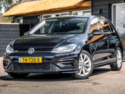 Financial Lease Volkswagen Golf 1.5 TSI Highline R-Line I Led I Adap I Pdc I Navigatie I