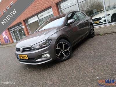 Financial Leas Volkswagen Polo 1.0 TSI Beats Navi Carplay Airco NAP