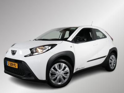 Financial Leas Toyota Aygo X 1.0 VVT-i MT Play