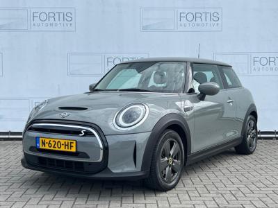Financial Leas MINI Mini Electric Essential 33 kWh